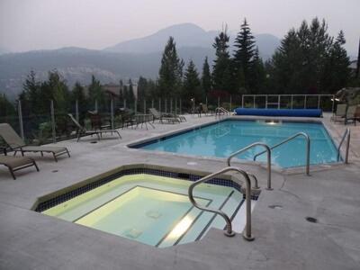 Ironwoods On Blueberry Hill By Whistler Blackcomb Vacation Rentals Luaran gambar