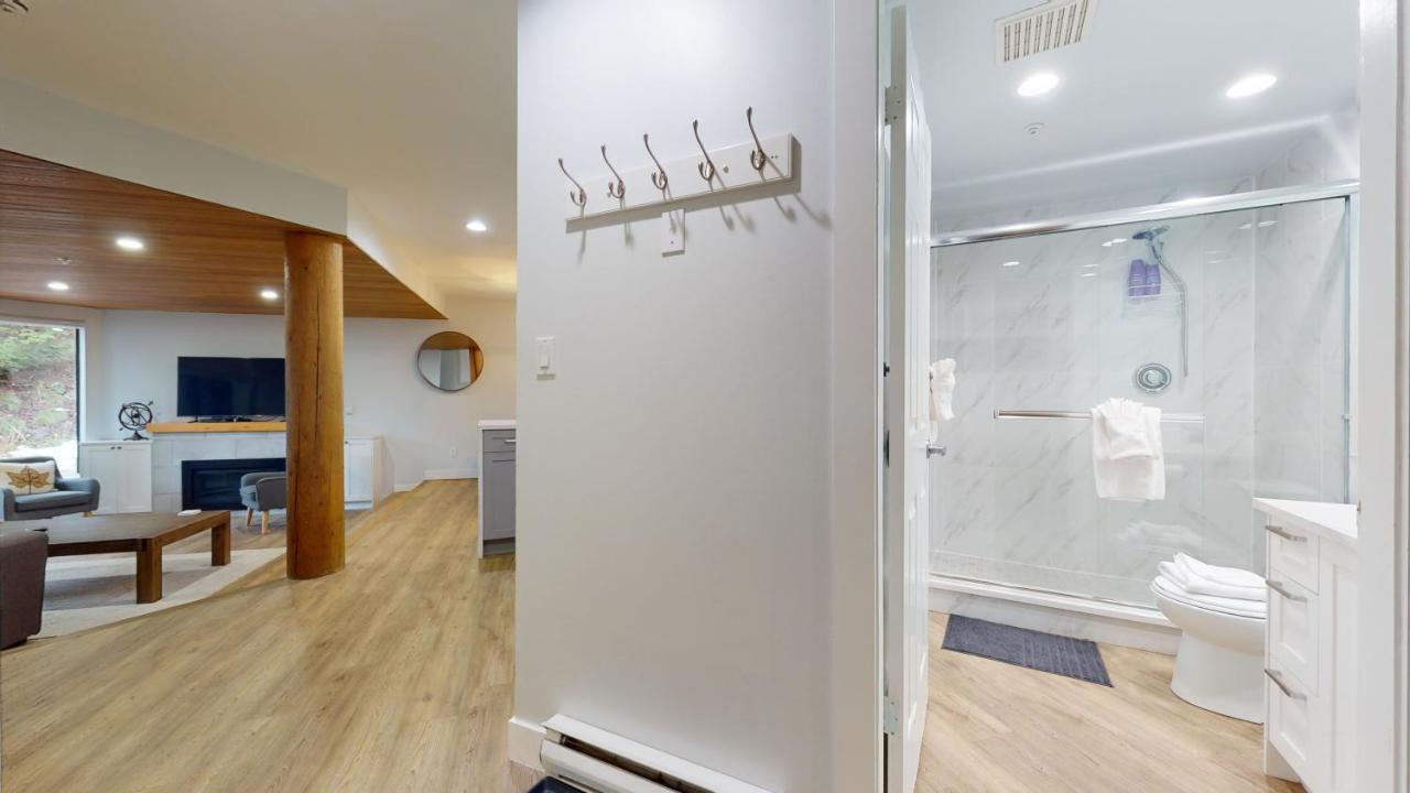 Ironwoods On Blueberry Hill By Whistler Blackcomb Vacation Rentals Luaran gambar
