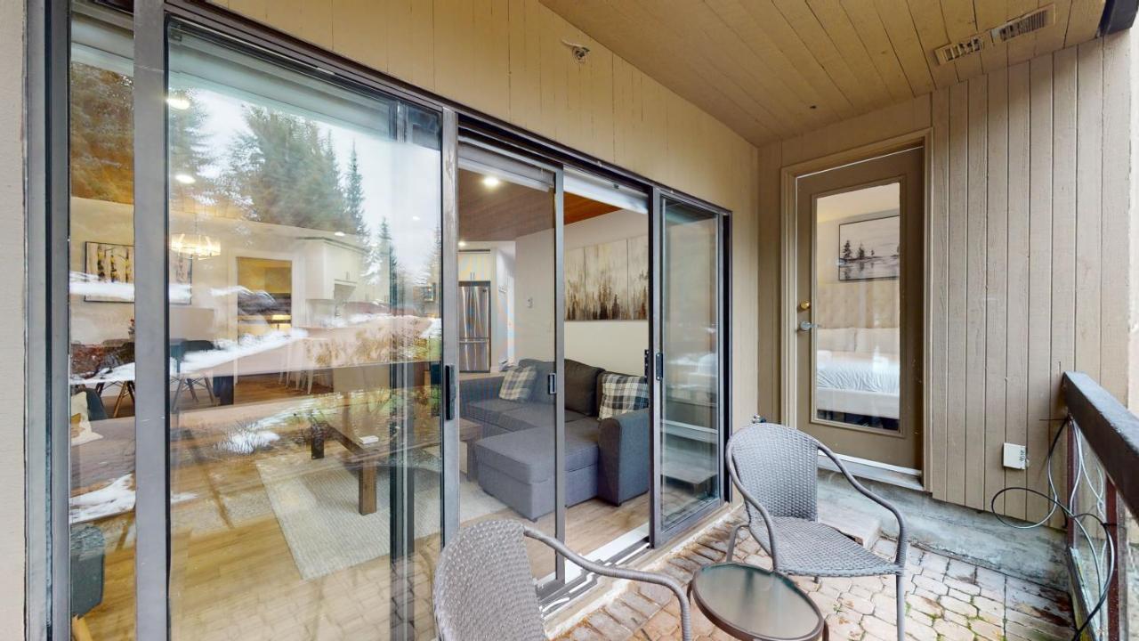 Ironwoods On Blueberry Hill By Whistler Blackcomb Vacation Rentals Luaran gambar